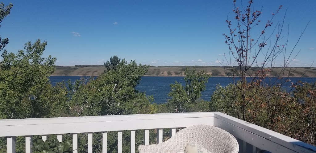 The Lake House at Manitou | 812 Apukwa Ave, Manitou Beach, SK S0K 4T1, Canada | Phone: (306) 917-9111