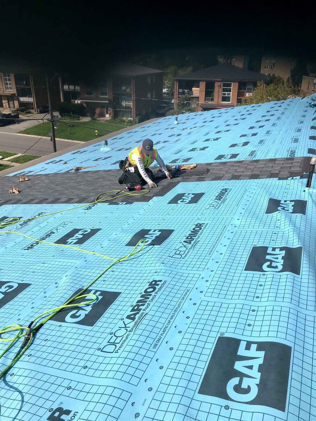 Seven star roofing | 37 Barnwell Dr, Scarborough, ON M1V 1Z1, Canada | Phone: (647) 779-3334