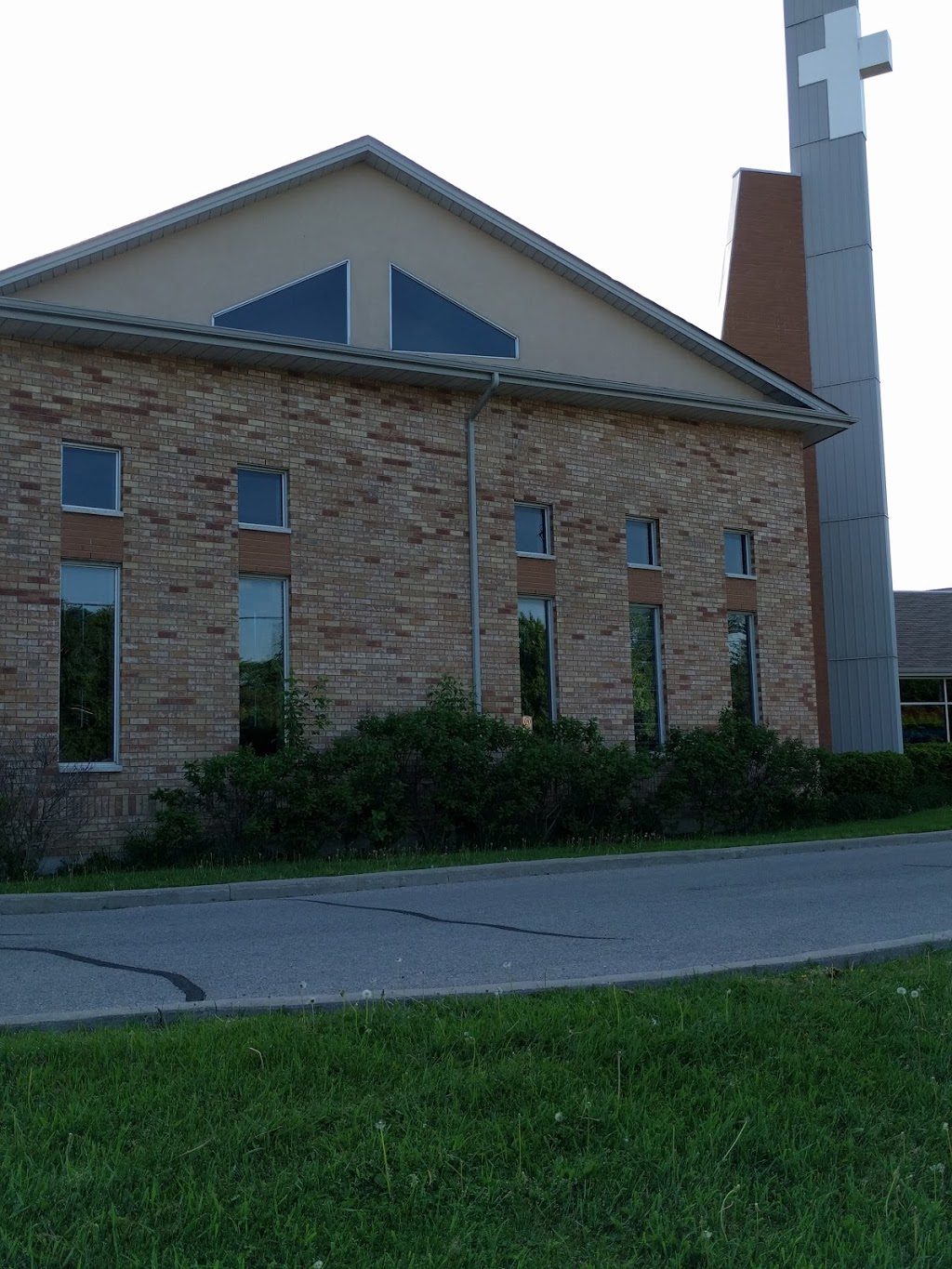 Westminster United Church | 1850 Rossland Rd E, Whitby, ON L1N 3P2, Canada | Phone: (905) 723-6442