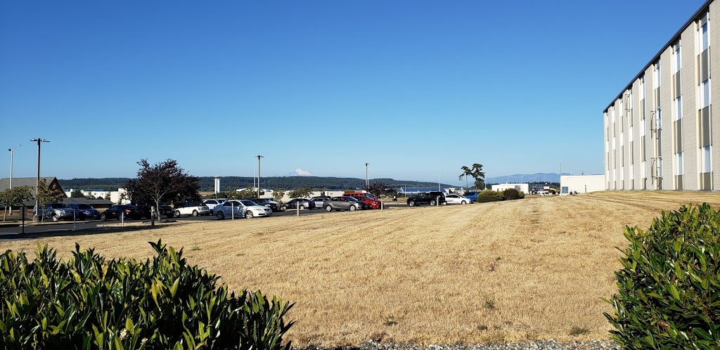Navy Gateway Inn & Suites | 1175 Midway St, Oak Harbor, WA 98277, USA | Phone: (360) 257-2529