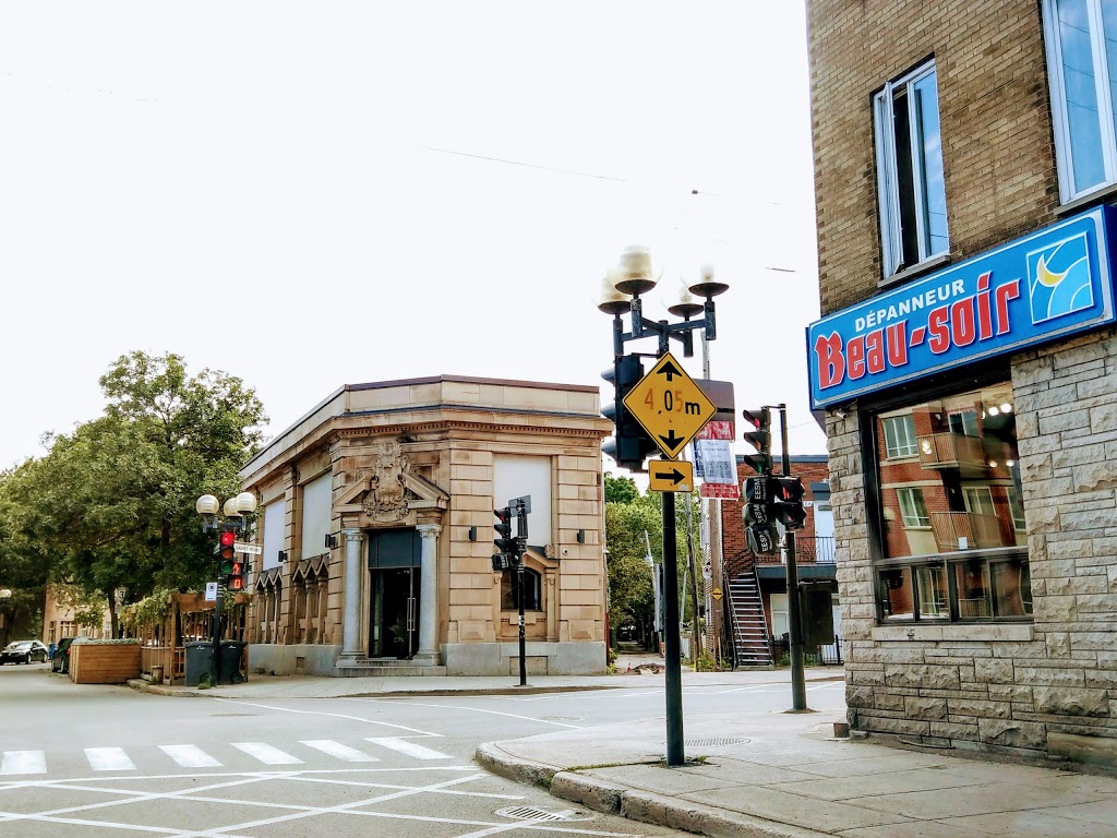 Loïc | 5001 Rue Notre-Dame Ouest, Montréal, QC H4C 1T2, Canada | Phone: (514) 439-6806