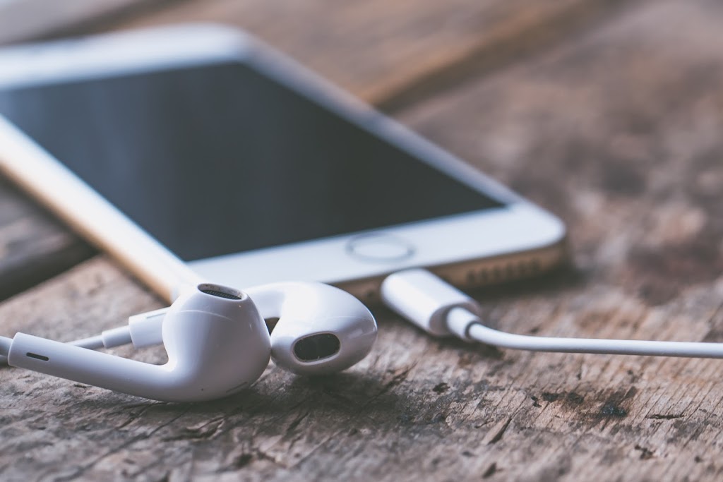 Wireless Whiz - Cell Phone Repair | 1-1024 Upper Wentworth St, Hamilton, ON L9A 4V9, Canada | Phone: (289) 799-1986