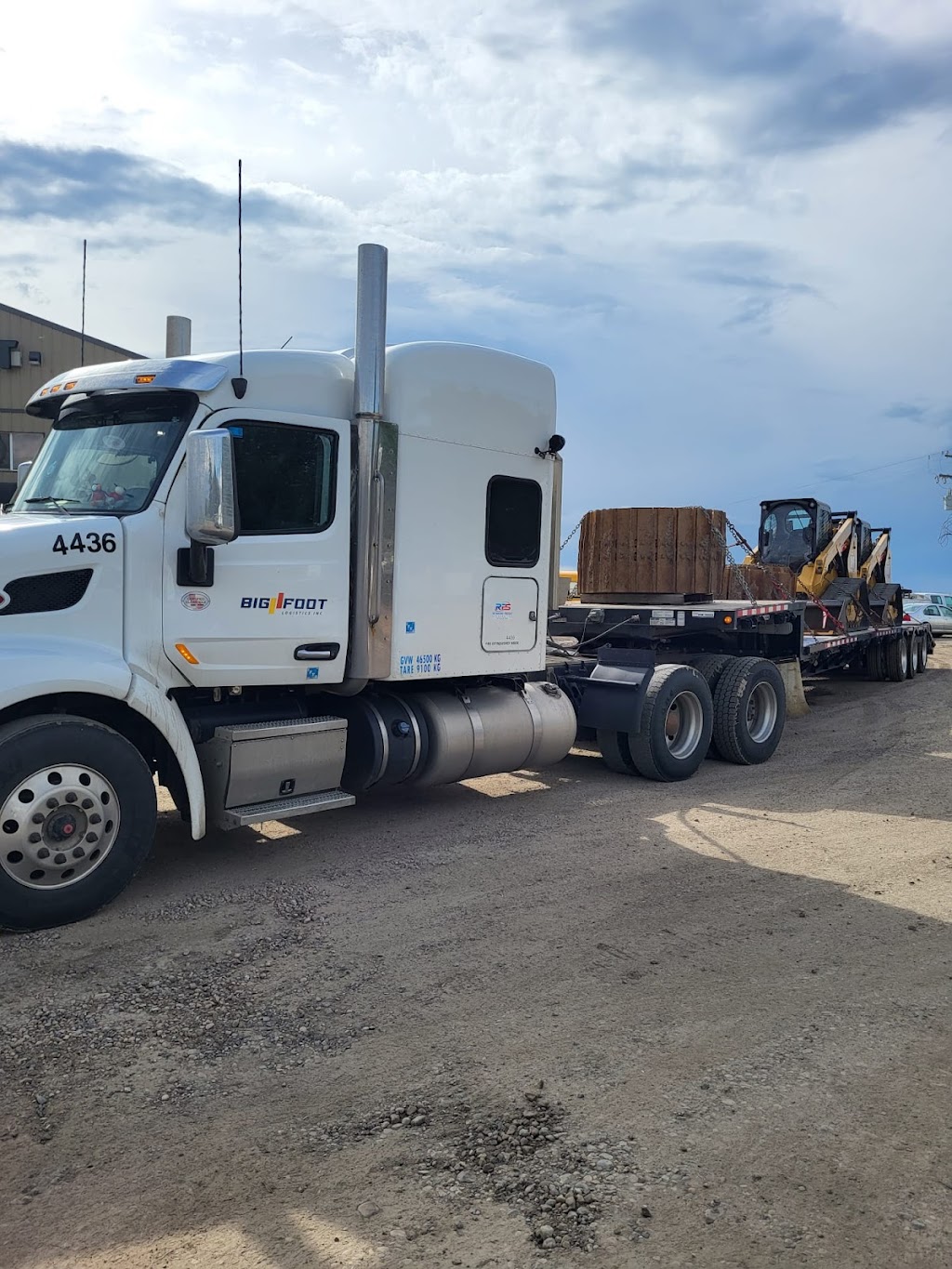Big Foot Logistics Inc. | Meadowpark Gate #11, Spruce Grove, AB T7X 0T8, Canada | Phone: (780) 880-0728