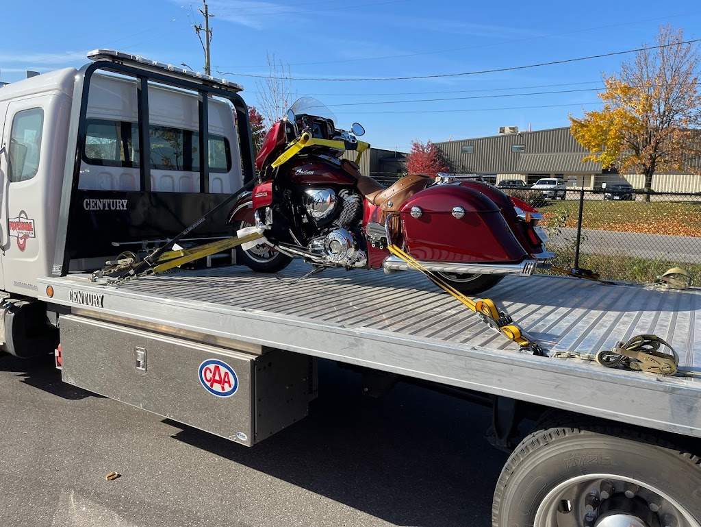 canadamin towing | 778 Laurelwood Dr, Waterloo, ON N2V 0G3, Canada | Phone: (647) 675-8181
