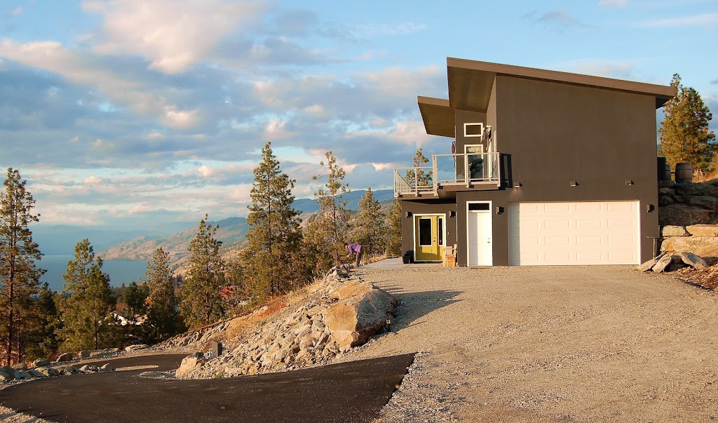 Singing Marmot Guest Suites | 2502 Winifred Rd, Naramata, BC V0H 1N0, Canada | Phone: (778) 514-5422