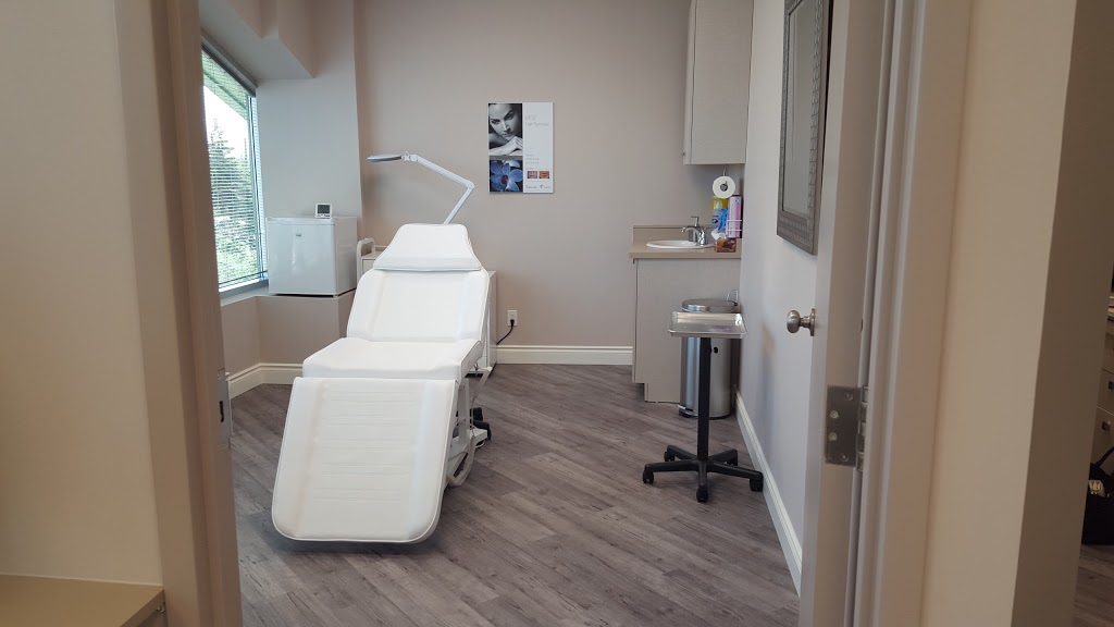 Med Cosmetics Clinic | 7700 Bathurst St #200, Thornhill, ON L4J 7Y3, Canada | Phone: (905) 597-5111