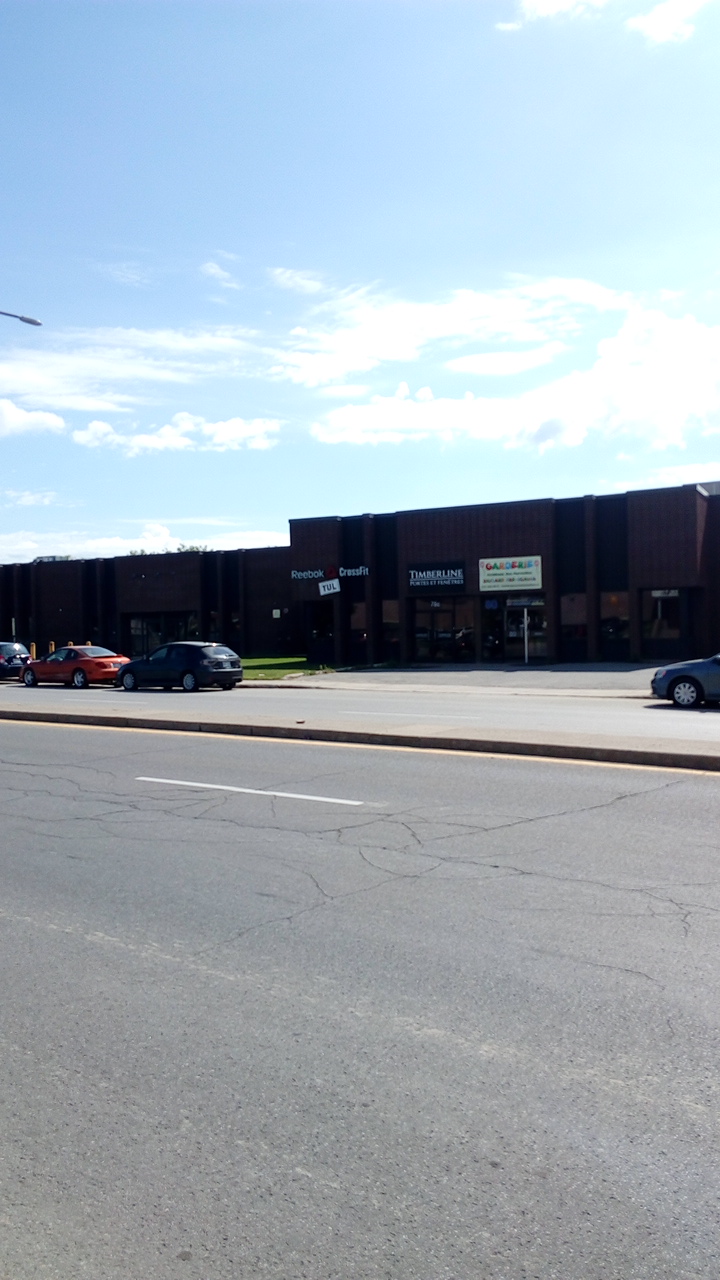 Reebok CrossFit Yul | 78 Bd Brunswick, Pointe-Claire, QC H9B 2L3, Canada | Phone: (438) 884-8202
