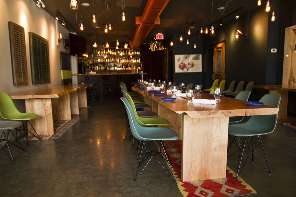 Table 40 at Fraser Café | 7 Springfield Rd, Ottawa, ON K1M 1C8, Canada | Phone: (613) 749-1444