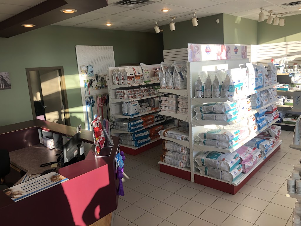 Lacombe Veterinary Centre | 5828 AB-2A, Lacombe, AB T4L 2G5, Canada | Phone: (403) 782-3688