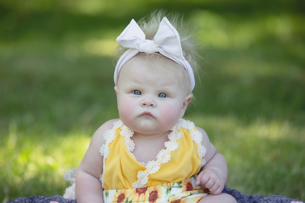helen morrow photography | 266 McEwen Dr, Kingston, ON K7M 3W1, Canada | Phone: (613) 634-3666