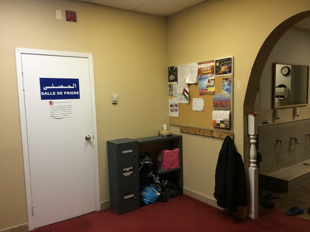 Mosquée El-Balkan | 2836 Rue Allard, Montréal, QC H4E 2M2, Canada | Phone: (514) 360-2663