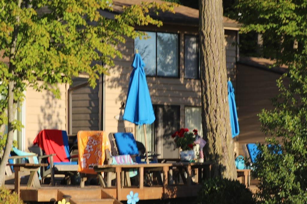 Smugglers Villa Resort | 54 Hunt Rd, Eastsound, WA 98245, USA | Phone: (360) 376-2297