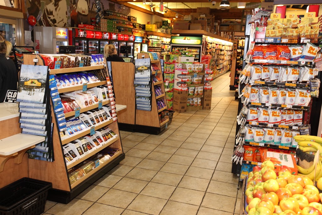 Creekside Market | 2071 Lake Placid Rd, Whistler, BC V8E 0B6, Canada | Phone: (604) 938-9301