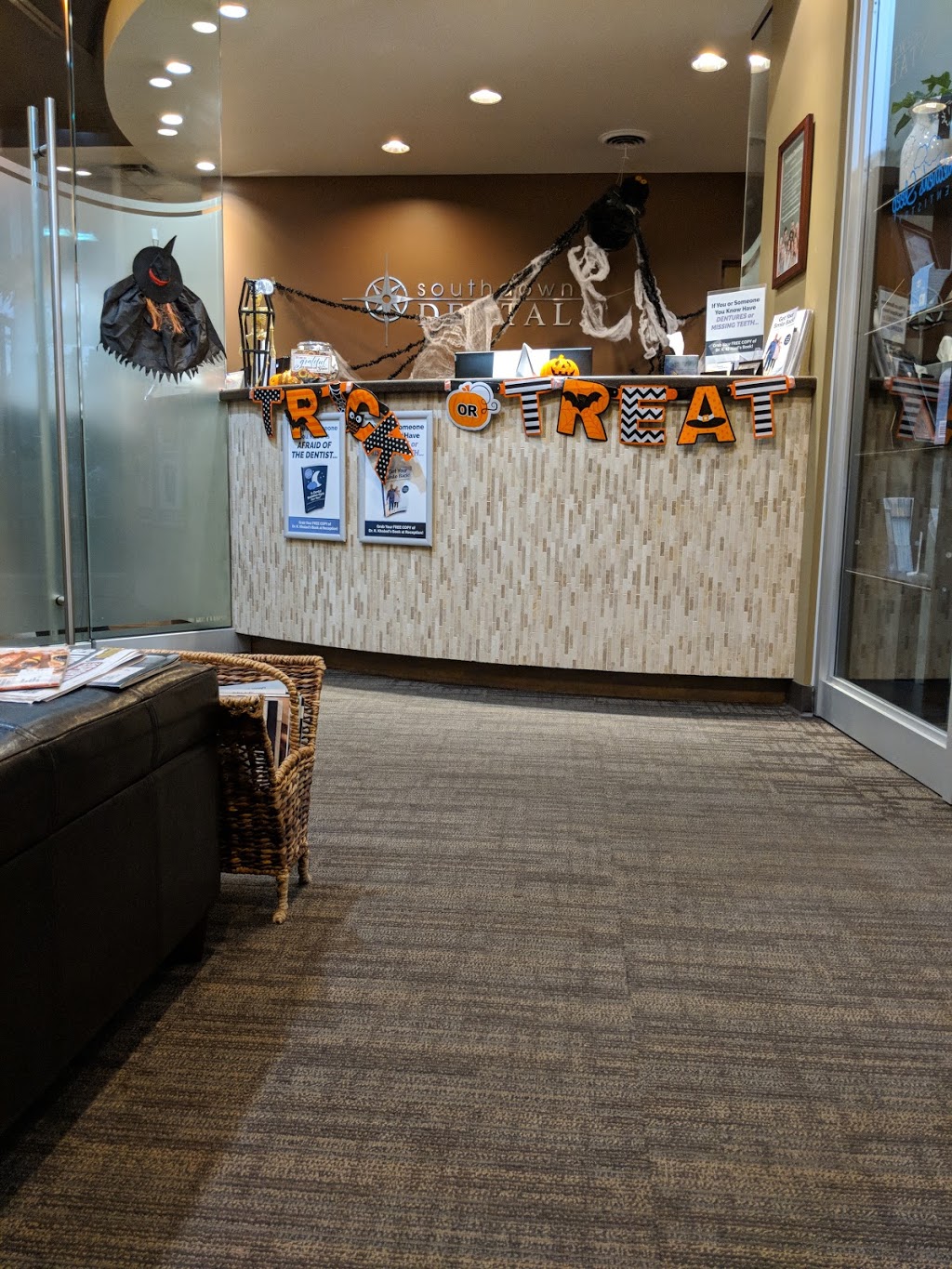 Southdown Dental | 1375 Southdown Rd Suite 8, Mississauga, ON L5J 2Z1, Canada | Phone: (905) 822-4198