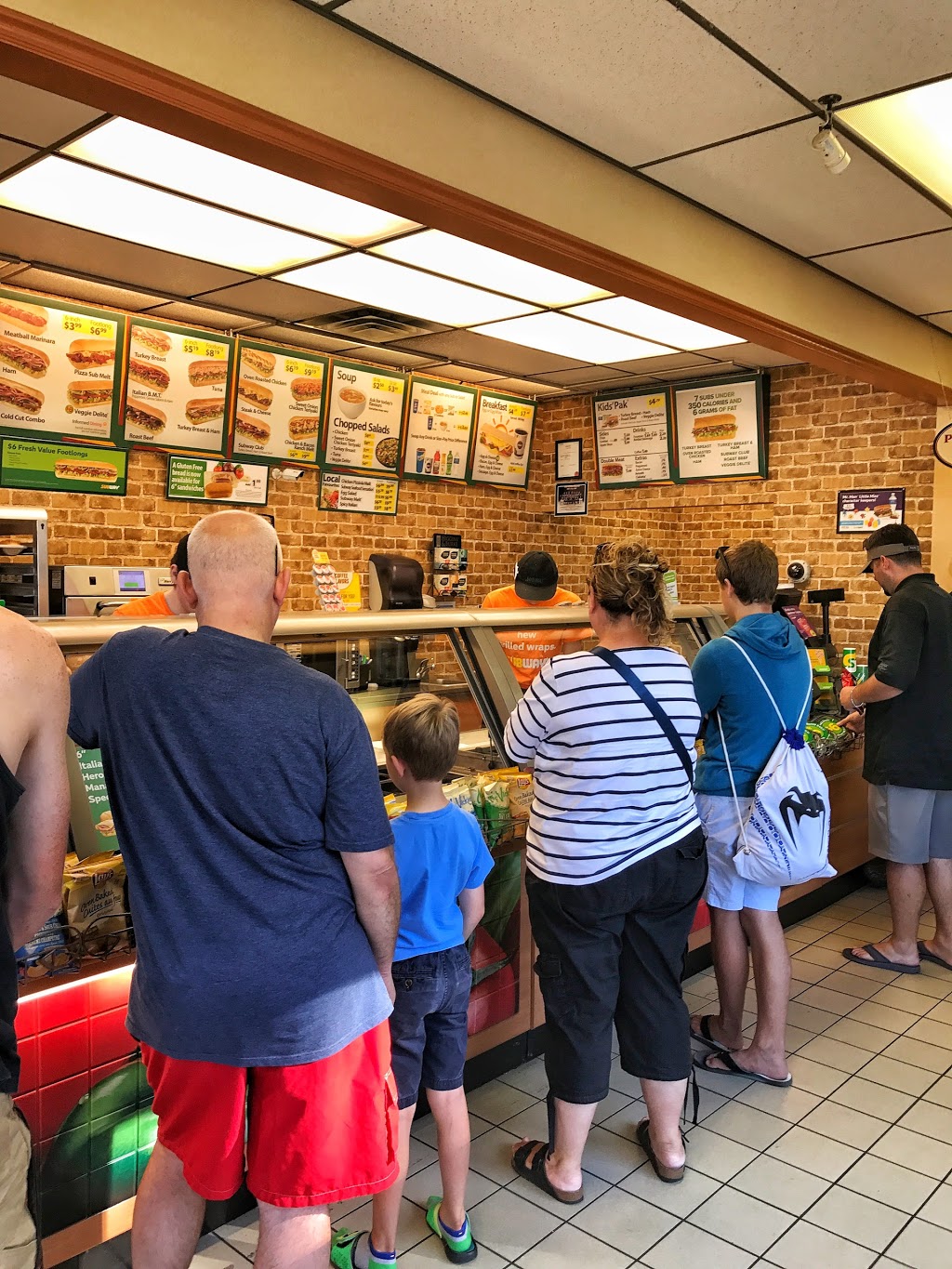 Subway | Shopping Centre, 2690 Mill Bay Rd, Mill Bay, BC V0R 2P0, Canada | Phone: (250) 743-4847