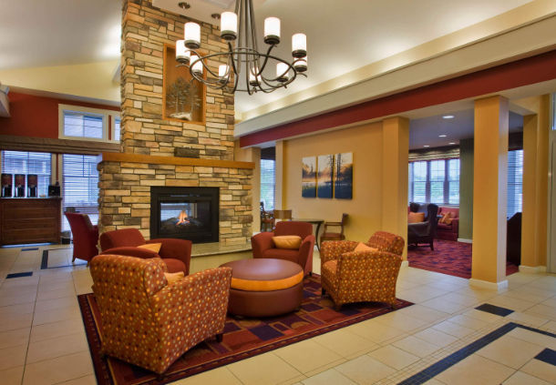 Residence Inn by Marriott Gravenhurst Muskoka Wharf | 285 Steamship Bay Rd, Gravenhurst, ON P1P 1Z9, Canada | Phone: (705) 687-6600