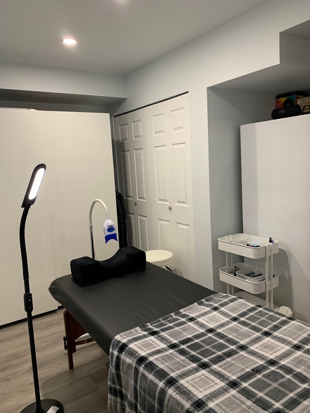 Stan Whitening | 1872 Harbour St, Port Coquitlam, BC V3C 1A3, Canada | Phone: (778) 239-0230