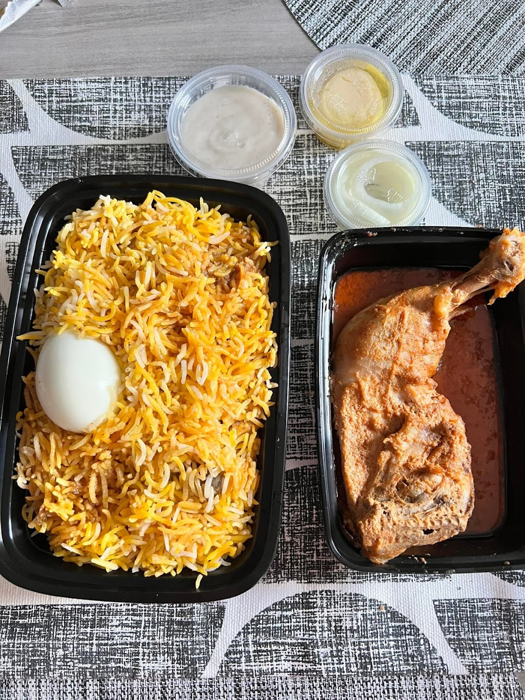 Kolkata Kitchen | 60 Fairwood Cir, Brampton, ON L6R 0Y6, Canada | Phone: (437) 265-5282