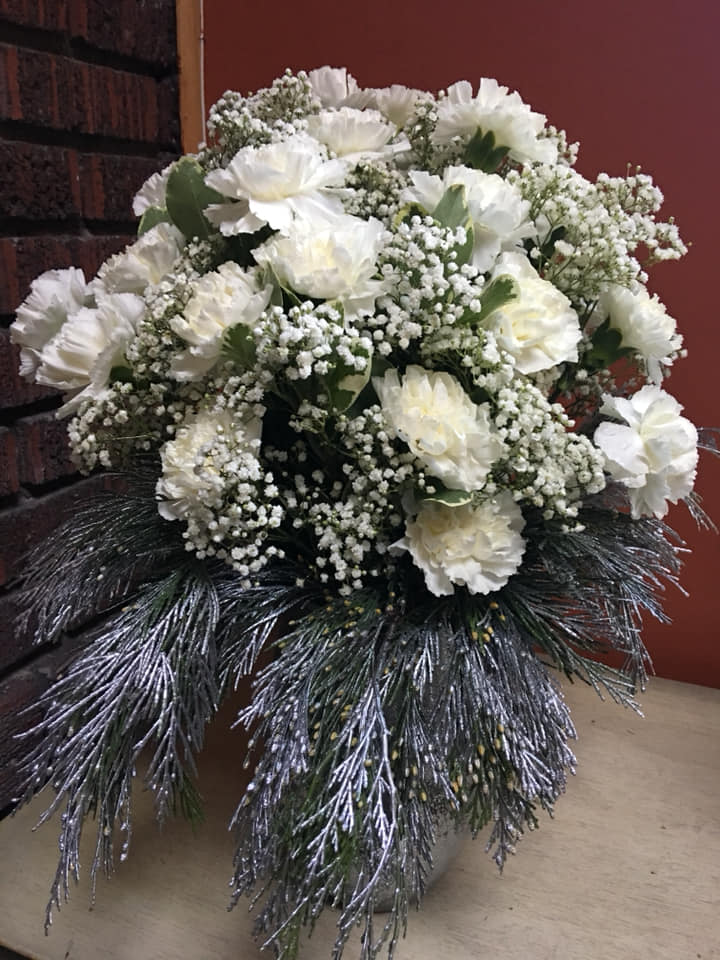 Simonas Flowers & Home Accents | 164 Talbot St E, Leamington, ON N8H 1M2, Canada | Phone: (519) 326-0750