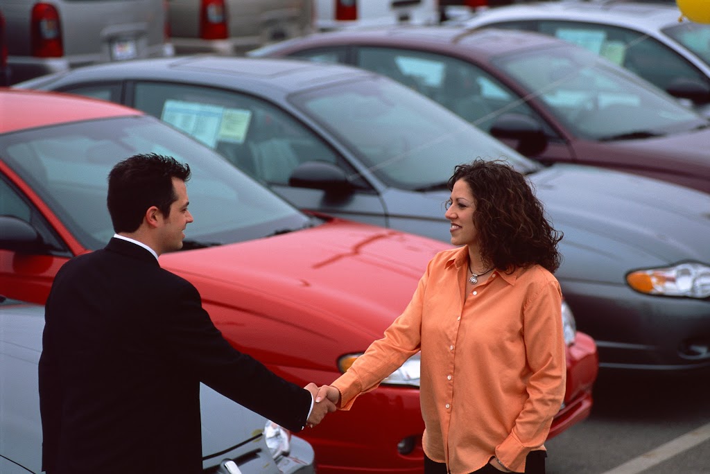 Eds Auto Mart | 570 Yonge St, Barrie, ON L4N 4E4, Canada | Phone: (705) 725-8696
