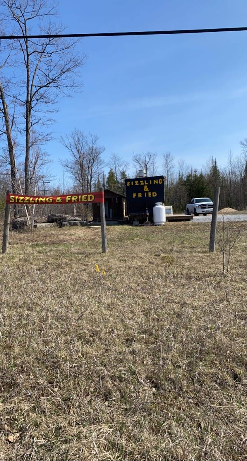 Sizzling & Fried | 8 Marmora Mine Rd, Marmora, ON K0K 2M0, Canada | Phone: (613) 922-5206