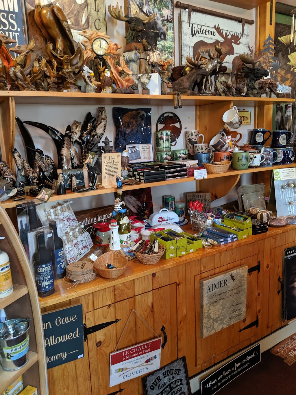 Floras Cabot Trail | 14208 Cabot Trail, Chéticamp, NS B0E 1H0, Canada | Phone: (902) 224-3139