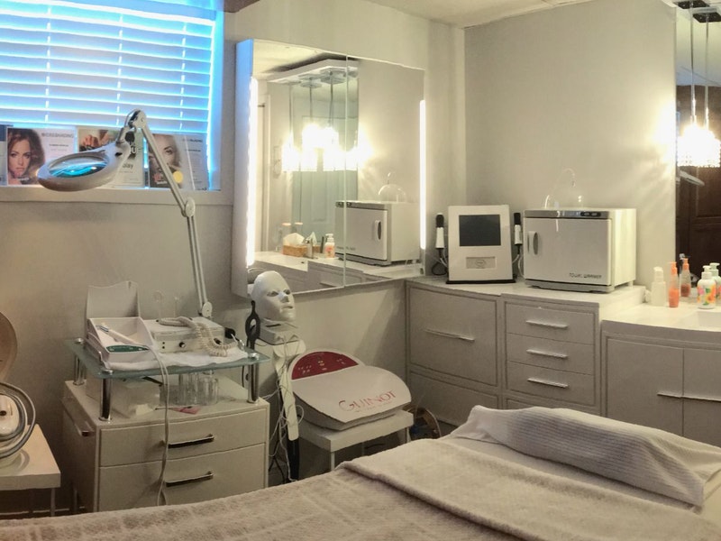 Salon Clee Au Patre | 780 Av. des Étudiants, Saint-Bruno, QC G0W 2L0, Canada | Phone: (418) 343-3578