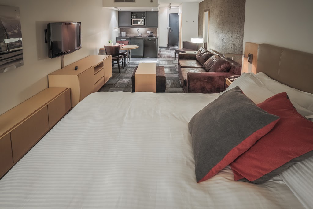Chateau Mont Sainte Anne | 500 Boulevard du Beau Pré, Beaupré, QC G0A 1E0, Canada | Phone: (418) 827-5211