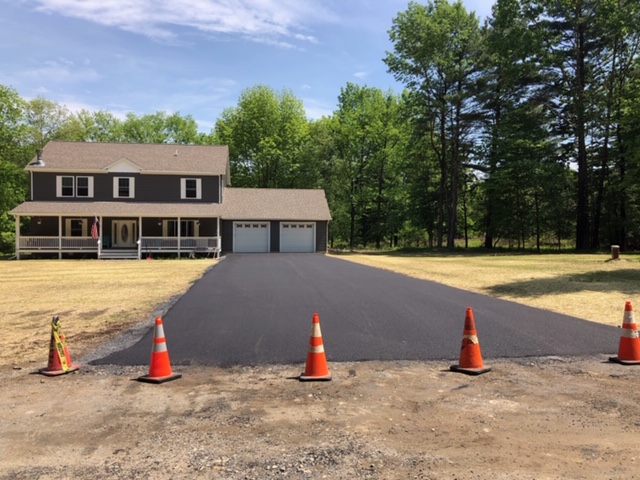 Mountainview Asphalt Paving | 40 Frankford Crescent #15, Trenton, ON K8V 4L2, Canada | Phone: (613) 921-8303