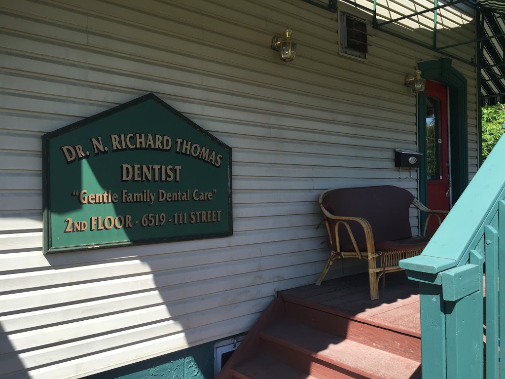 Thomas Norman R Dr | 6519 111 St NW, Edmonton, AB T6H 4R5, Canada | Phone: (780) 433-9977