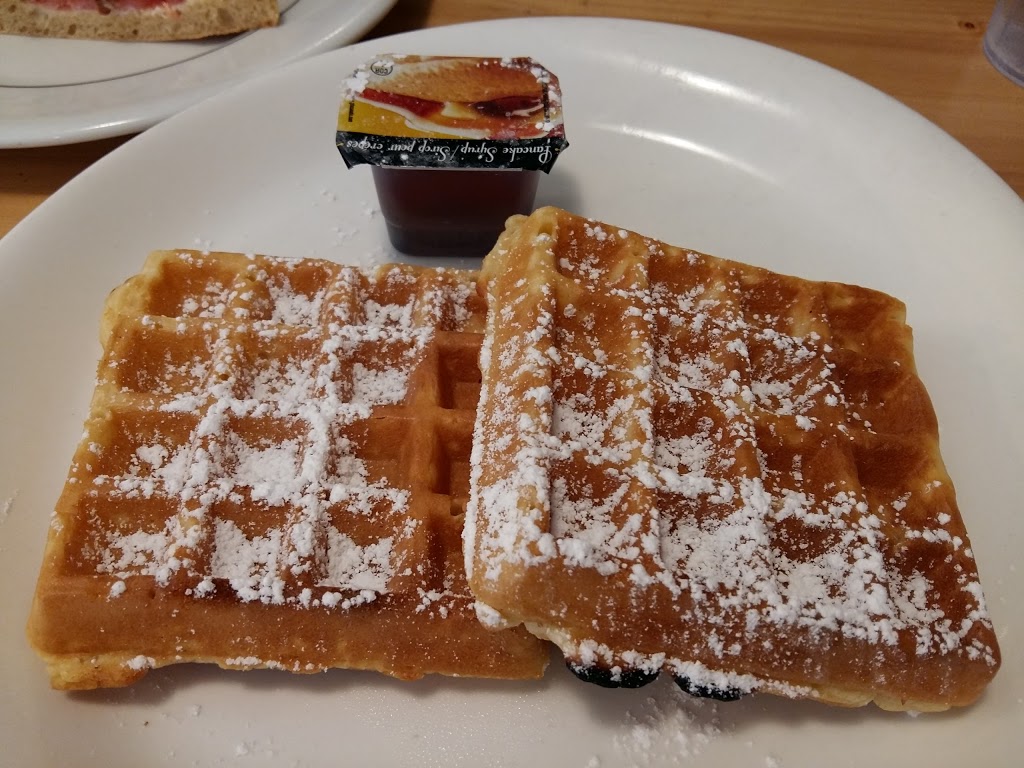 Suzys Cafe | 196 Esplanade, Harrison Hot Springs, BC V0M 1K0, Canada | Phone: (604) 491-1101