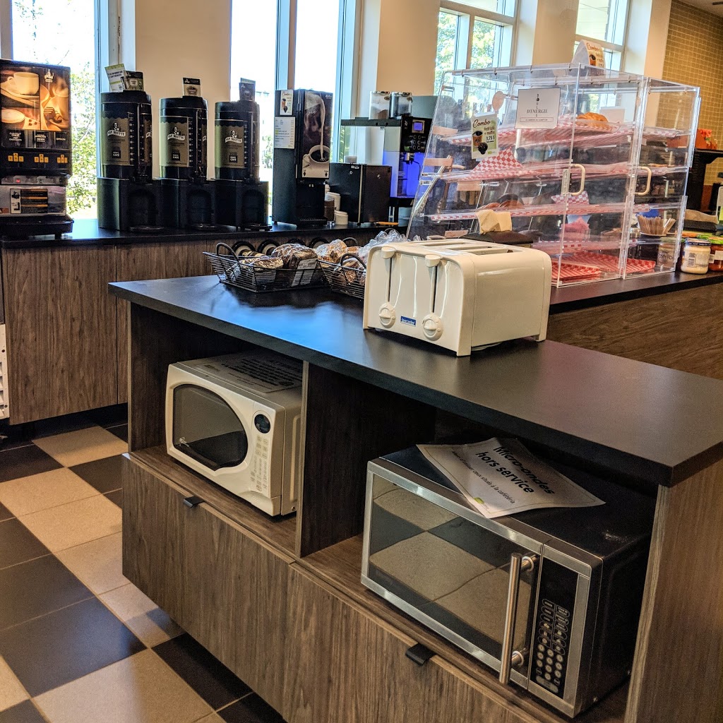 Coopérative de lUniversité de Sherbrooke | B5, 2500 Boulevard de lUniversité #014, Sherbrooke, QC J1K 2R1, Canada | Phone: (819) 821-3599