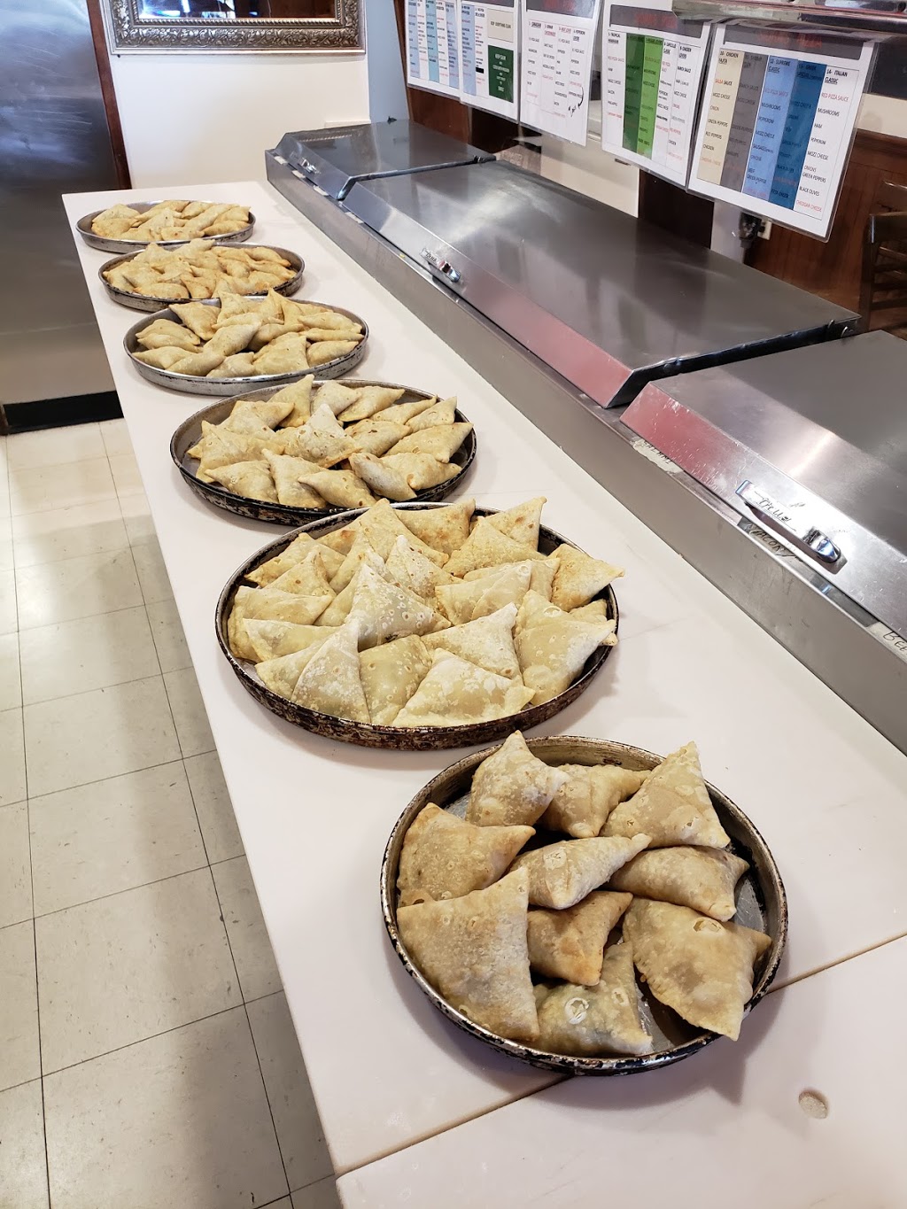 Sidras Pizza | 20202 66 Ave #335, Langley City, BC V2Y 1P3, Canada | Phone: (604) 532-1000