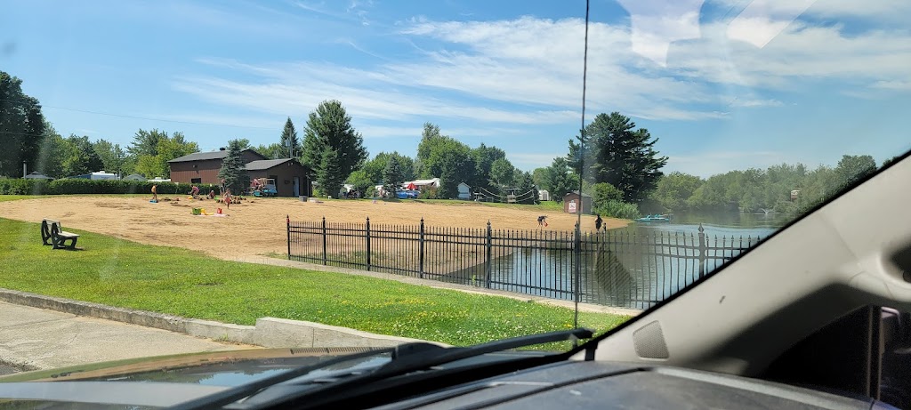 Camping Aztec Granby | 1680 Rue Principale, Granby, QC J2J 0M6, Canada | Phone: (450) 378-9410