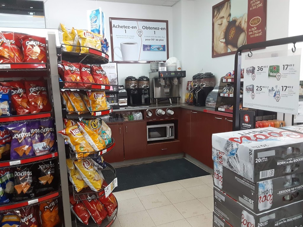 Petro-Canada | 7 Chemin Bellevue O, Cap-Saint-Ignace, QC G0R 1H0, Canada | Phone: (418) 246-2030