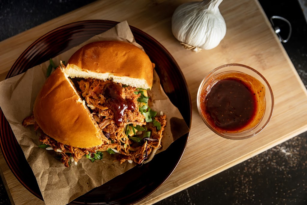 Broughton BBQ | 235 12e Rue O, East Broughton Station, QC G0N 1H0, Canada | Phone: (418) 333-2367