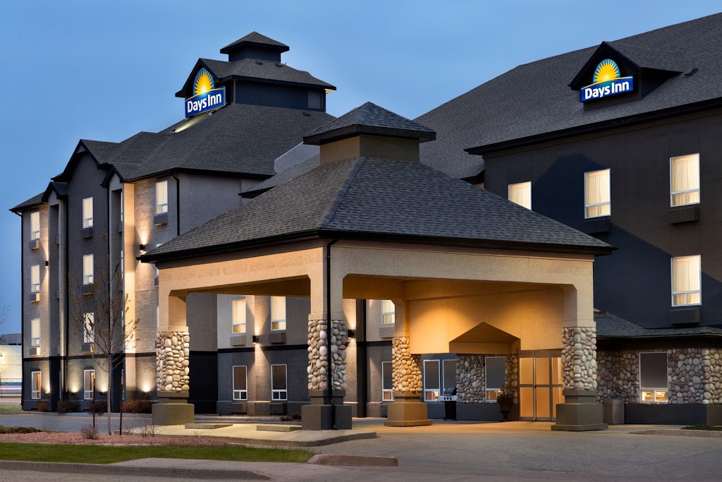 Days Inn by Wyndham Regina | Highway 1 west, 3875 Eastgate Dr, Regina, SK S4Z 1A4, Canada | Phone: (306) 522-3297