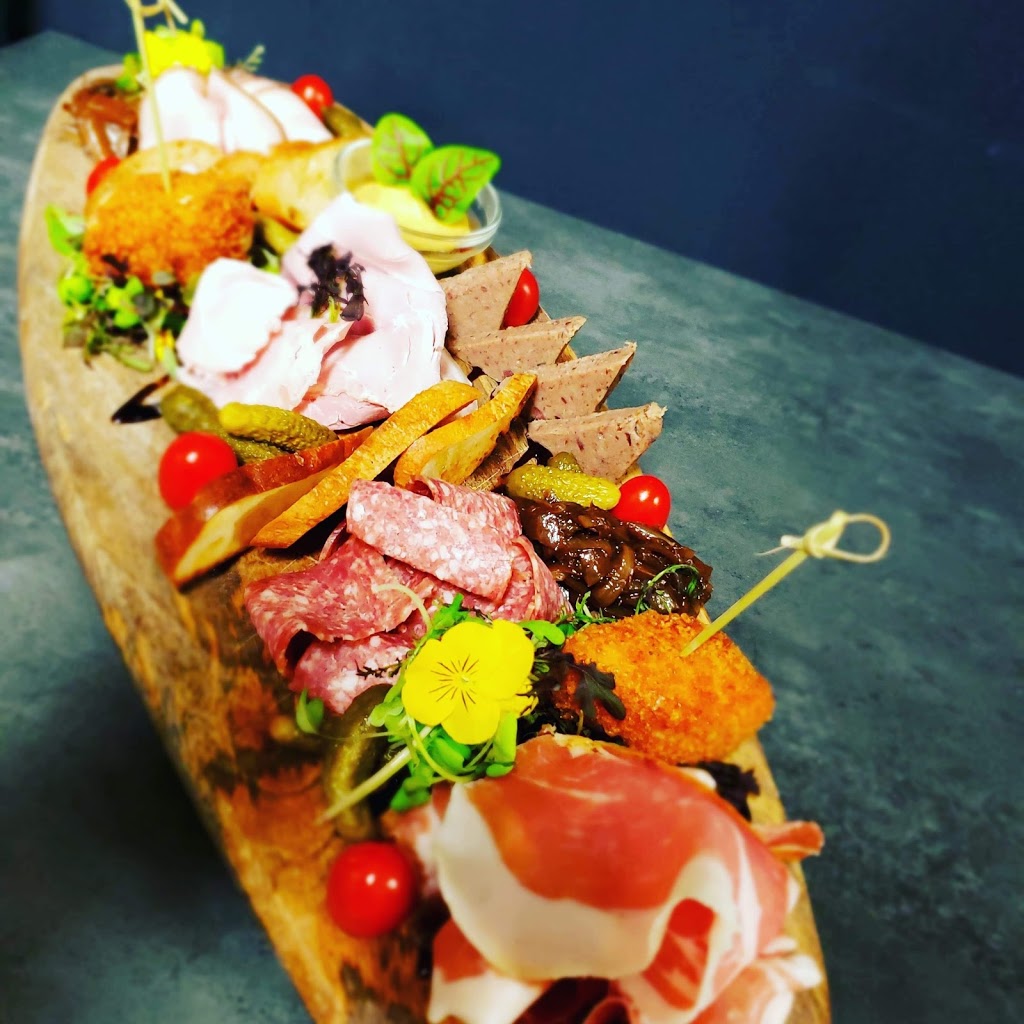Pub Barils & Ardoises | 2925 Boulevard du Curé Labelle, Prévost, QC J0R 1T0, Canada | Phone: (450) 335-2020