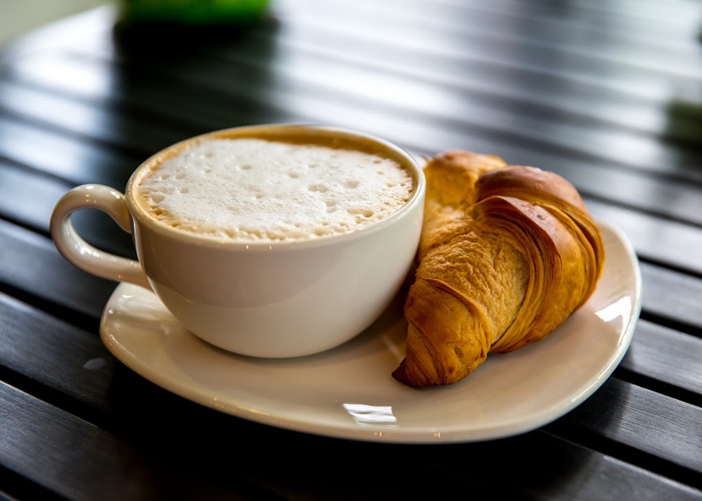 Cheakys Cafe | 1035 Legacy Way, Whistler, BC V0N 1B1, Canada | Phone: (604) 962-0025