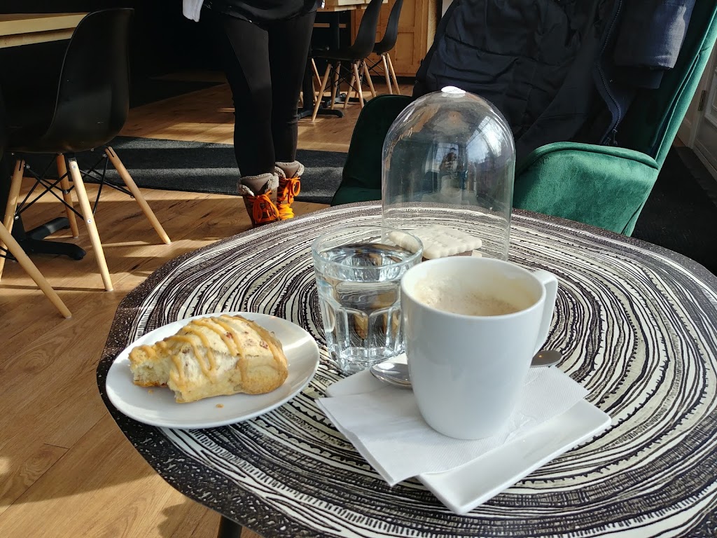 La Boîte à Biscuits | 241 Bd Sainte-Rose, Laval, QC H7L 1L8, Canada | Phone: (438) 520-4535