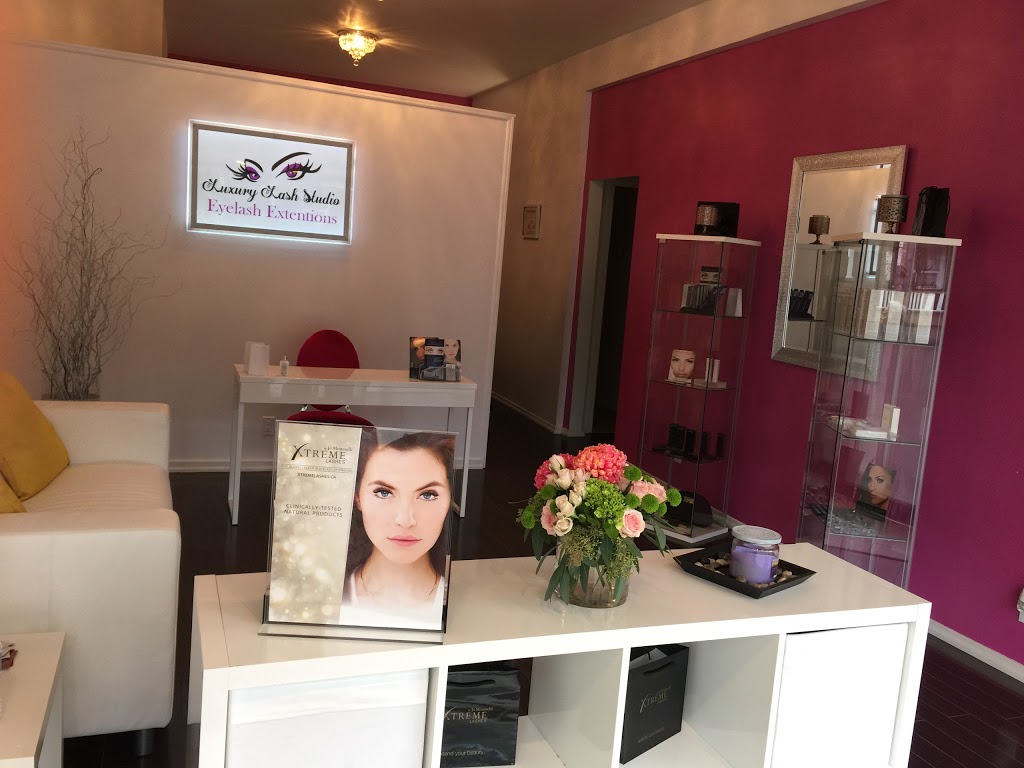 Luxury Lash Studio | 336 Kingston Rd, Toronto, ON M4L 1T7, Canada | Phone: (289) 980-2545