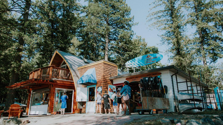 Main Beach Boat Rental & Concession | 103 First Ave, Cultus Lake, BC V2R 4Y4, Canada Cultus Lake, Chilliwack, BC V2R 4Y4, Canada | Phone: (604) 858-2628