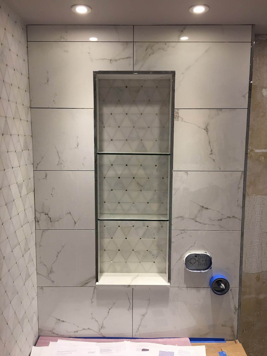 Contemporary Marble and Tile | 24 Hawkfield Crescent NW, Calgary, AB T3G 1Z5, Canada | Phone: (403) 616-2609