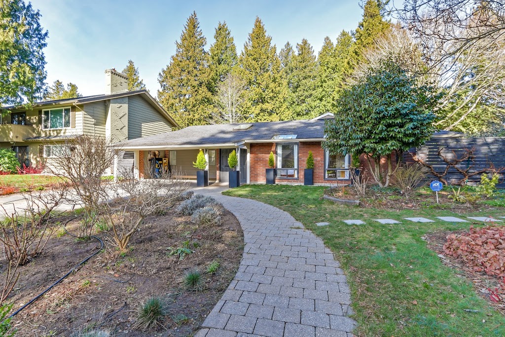 Cindy Stanley Realty ~ Engel & Völkers West Vancouver | 2475 Bellevue Ave, West Vancouver, BC V7V 1E1, Canada | Phone: (604) 376-1696