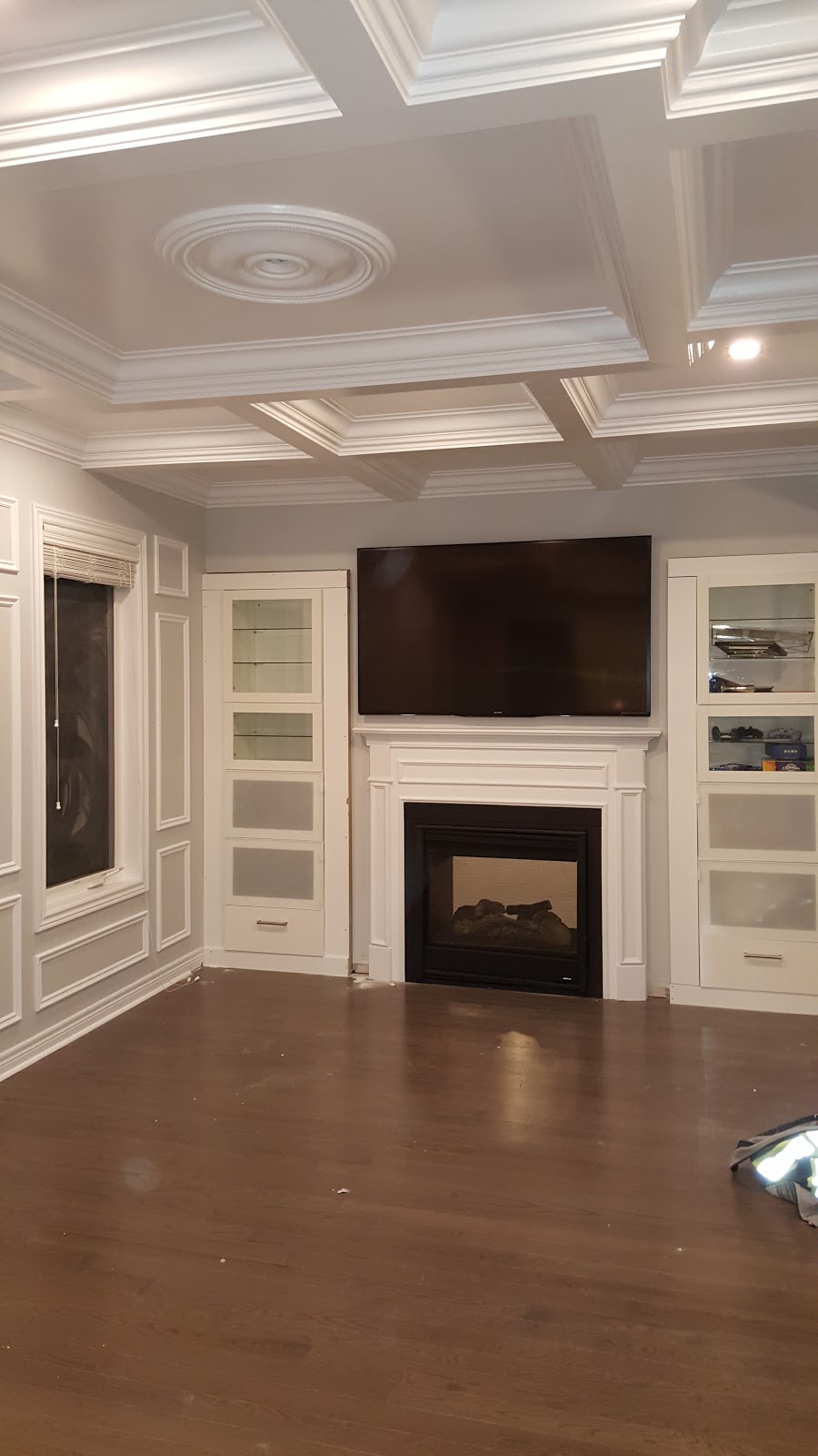 Banipainting& decorating | 1025 Scarlett Rd, Etobicoke, ON M9P 3V3, Canada | Phone: (416) 276-4555