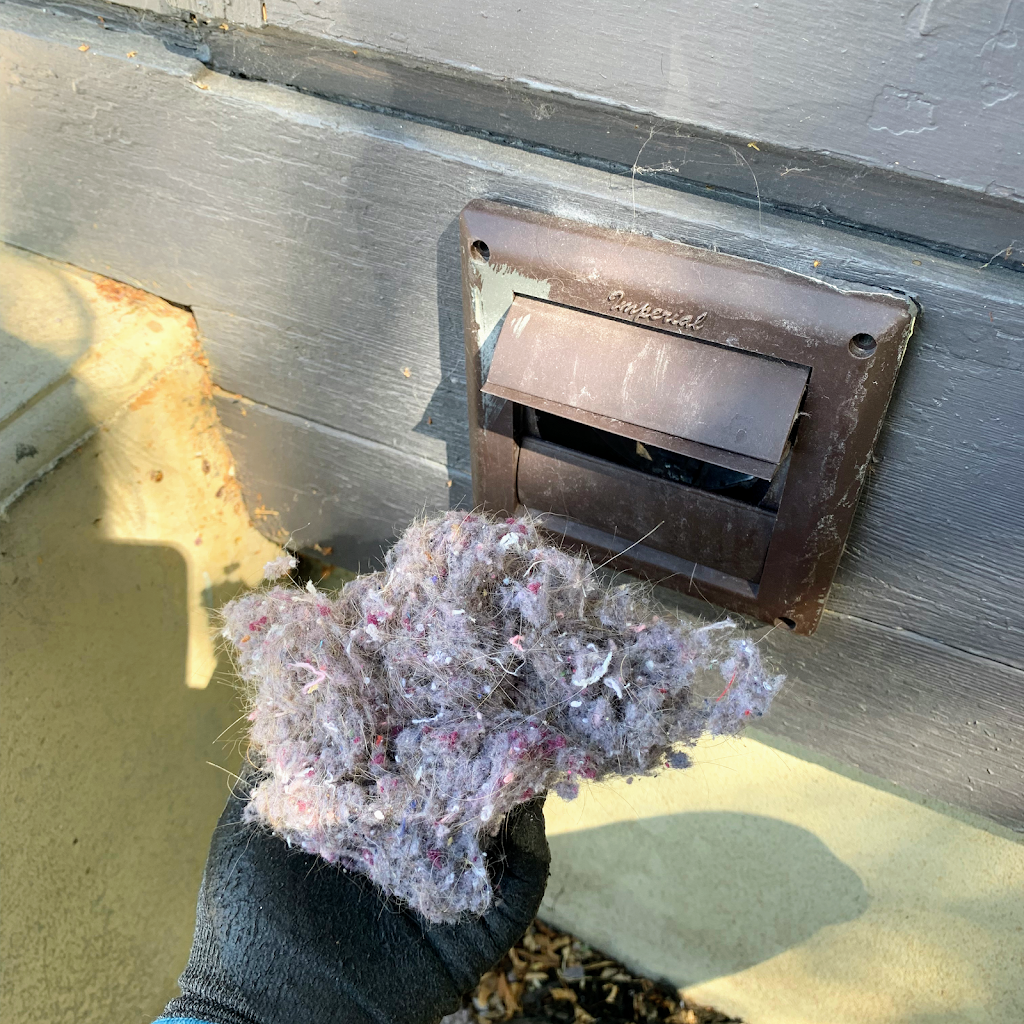 Advanced Furnace & Duct Cleaning | 135 Kodiak Blvd N, Lethbridge, AB T1H 6V3, Canada | Phone: (403) 331-0094