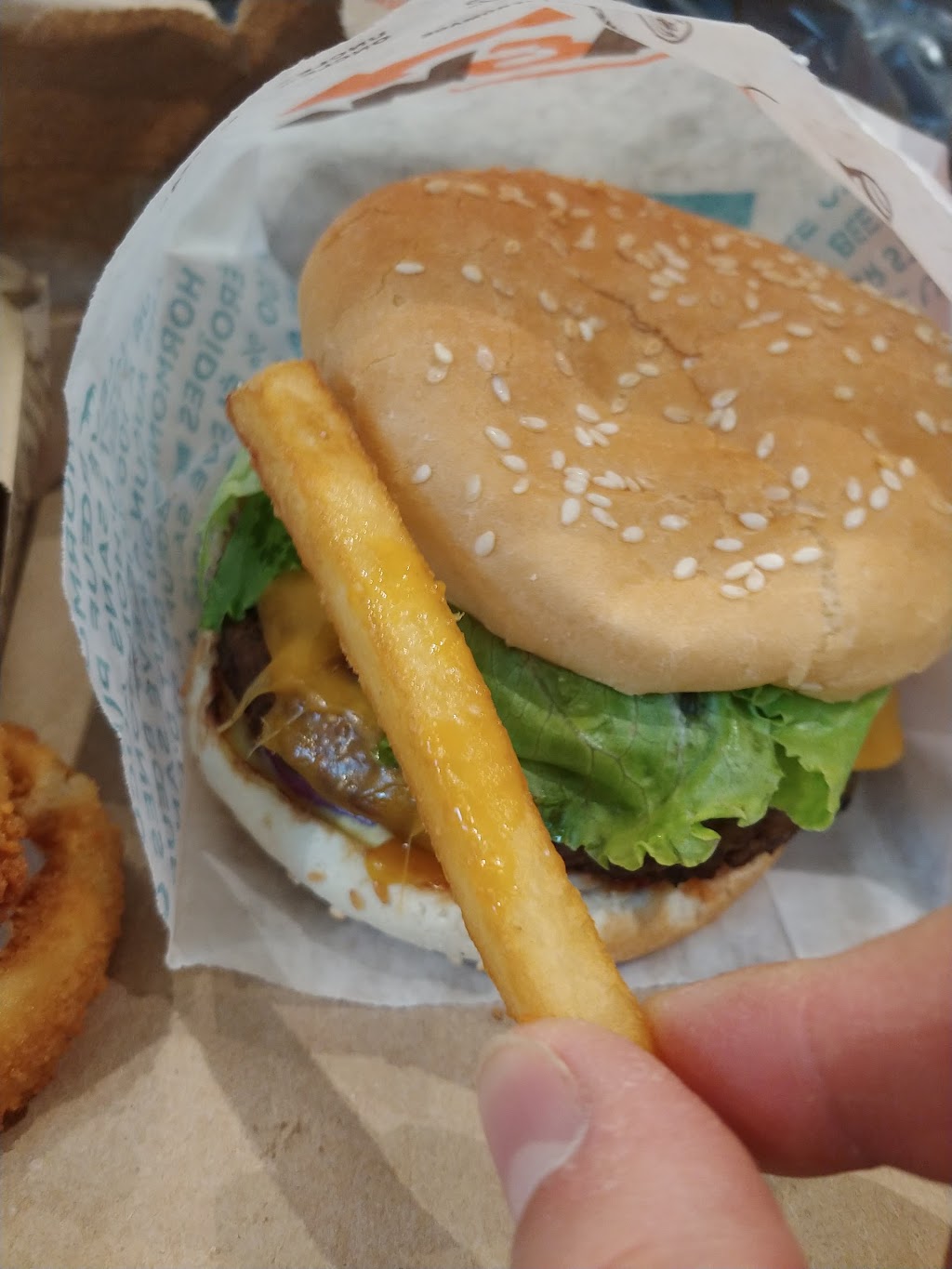 A&W Canada | 1 Bell Blvd, Enfield, NS B2T 1K2, Canada | Phone: (902) 873-2491