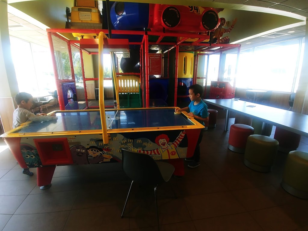 McDonalds | 4518 US-5, Derby, VT 05829, USA | Phone: (802) 334-7793