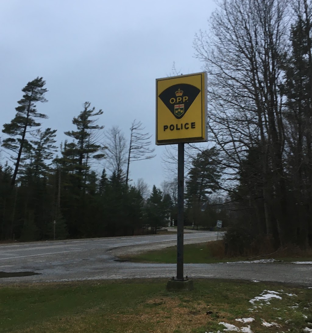 Ontario Provincial Police - Sauble Beach | 21 Sauble Falls Pkwy, Sauble Beach, ON N0H 2G0, Canada | Phone: (519) 422-1670