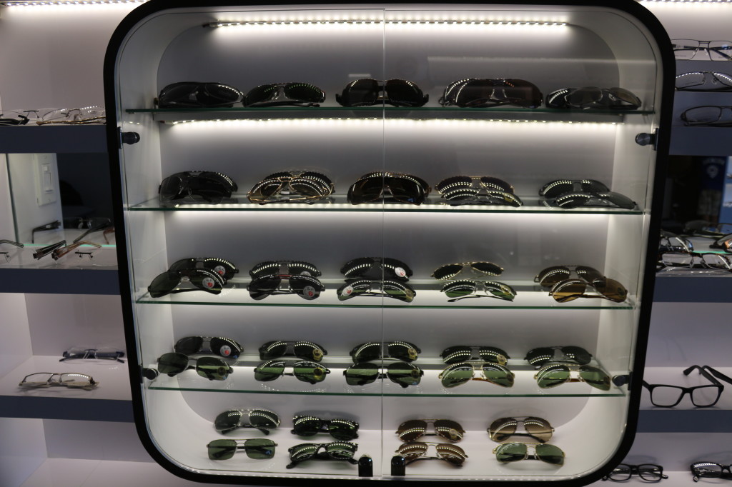 EDEN OPTIX | 10385 Weston Rd, Woodbridge, ON L4H 0C8, Canada | Phone: (905) 417-7447
